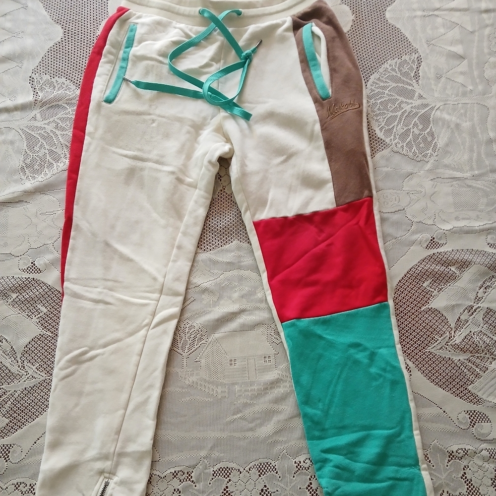 #0130 Boys Makobi Cream, Green and Red Sweat Pants Size Medium